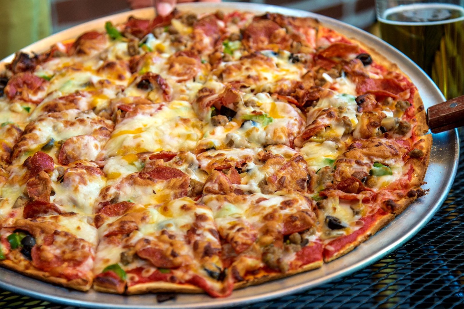 Friday-s-South-Pizza-73ce843e5056a36_e45adf5f6bc0c5c2a30a39868f44eab6