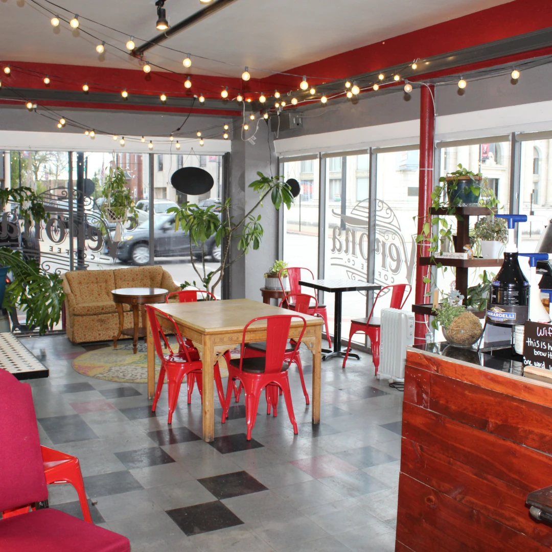 Uptown Collinsville - Local Dining